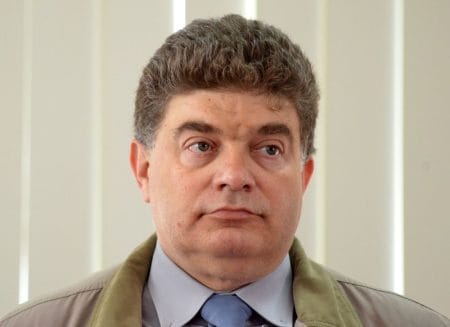 Viziunea unui profesor din Bacău asupra predării Holocaustului, validată de Minister
