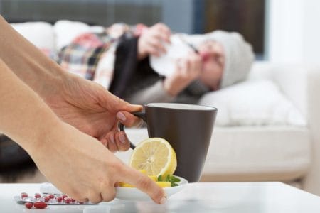 65 de cazuri noi de gripă în județul Bacău, majoritatea în rândul copiilor