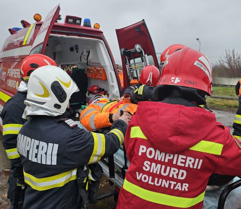 Exercițiu tactic de amploare pe Autostrada A7: ISU Bacău testează capacitatea de intervenție operativă