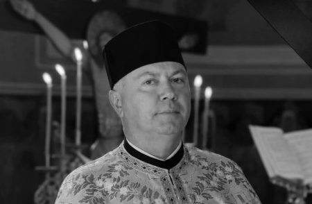 Părintele Gheorghe Filip, de la parohia Tescani, a plecat pe drumul Veșniciei, la doar 56 de ani