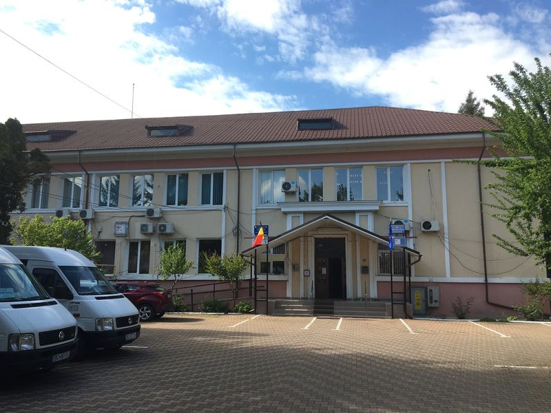 Concursul județean pentru fracturile de normă din învățământ are loc în trei licee diferite Din Bacău