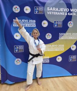 Simona Aruș (CSM Bacău), medalie de bronz la Campionatul Mondial de Judo pentru Veterani! 2 Simona Aruș cu medalia de bronz la Campionatul Mondial de Judo pentru Veterani.
