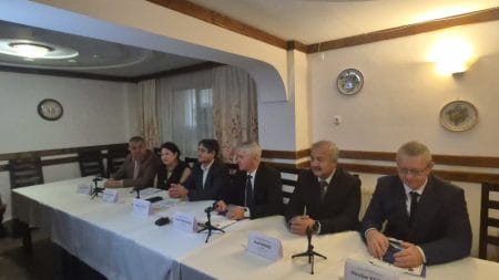 Participanți la seminarul național ALZIAR în Dărmănești.