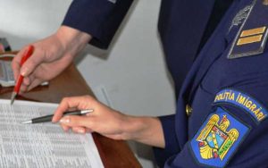 Val de angajări de personal asiatic în județul Bacău: peste 1.200 de cereri de avize de muncă procesate de polițiști de la Serviciul pentru Imigrări 2 imigrari