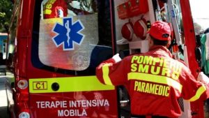 Paramedici SMURD pregătiți pentru intervenție în Bacău.