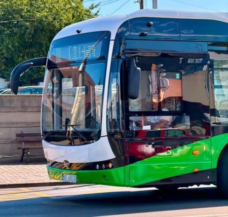 Oportunitate de angajare în Bacău: Societatea de Transport Public caută șoferi pentru noua flotă de autobuze electrice Oportunitate de angajare în Bacău: Societatea de Transport Public caută șoferi pentru noua flotă de autobuze electrice