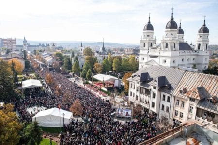 Pelerinajul de la Iași: Primele patru zile s-au desfășurat fără incidente. Peste 800 de persoane au avut nevoie de îngrijiri medicale Pelerinajul de la Iași: Primele patru zile s-au desfășurat fără incidente. Peste 800 de persoane au avut nevoie de îngrijiri medicale