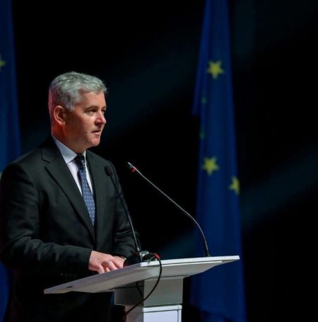 Dărmănești, orașul fără datorii: 78% din buget merge la investiții — interviu cu primarul Constantin Toma Dărmănești, orașul fără datorii: 78% din buget merge la investiții — interviu cu primarul Constantin Toma